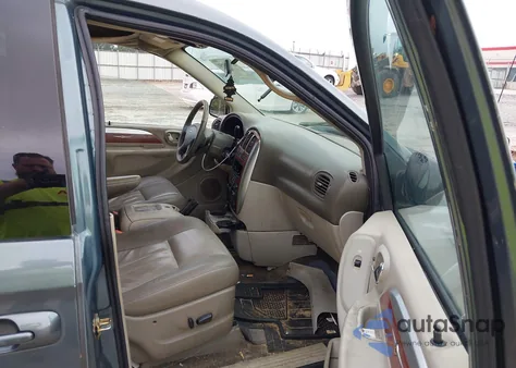 2007 Chrysler Town & Country Touring from USA, damaged, VIN 2A4GP54L67R214397